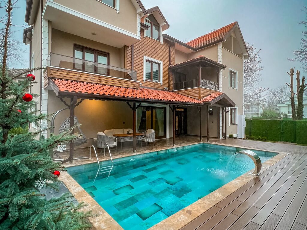 Sapanca Five Star Villa