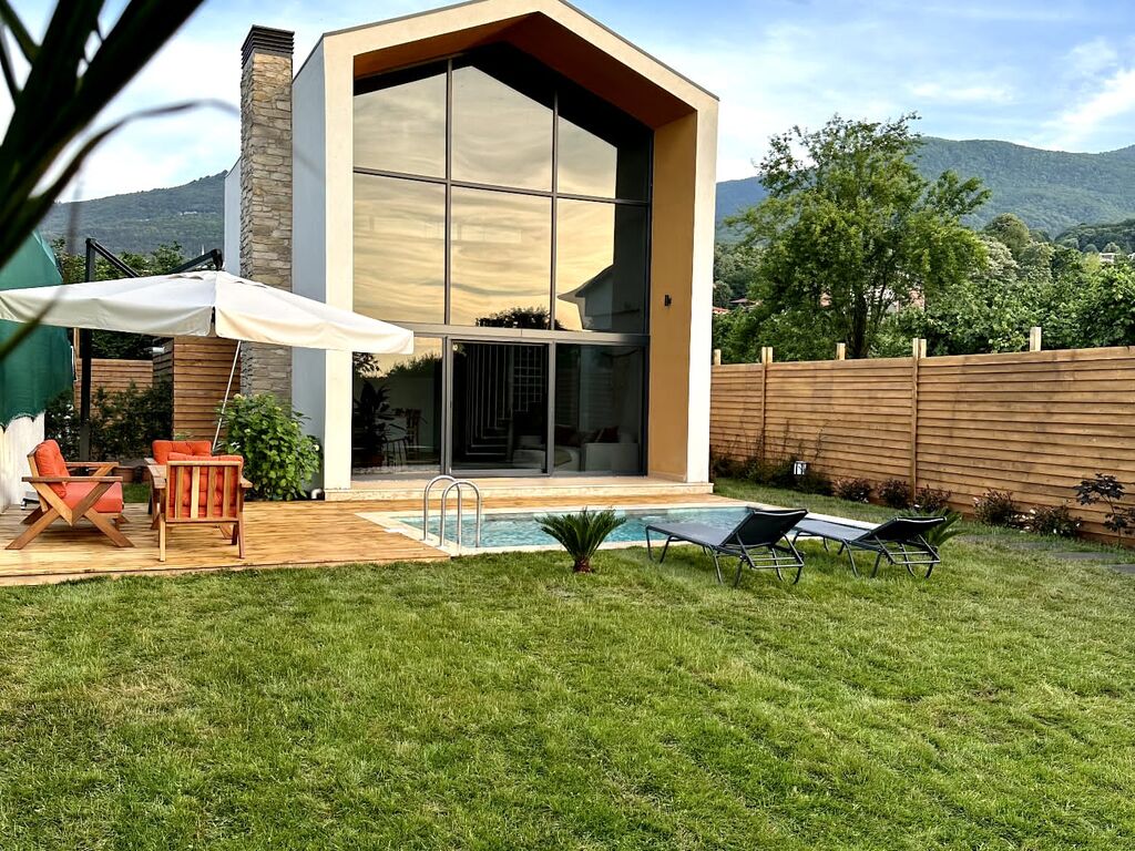 Nono House
