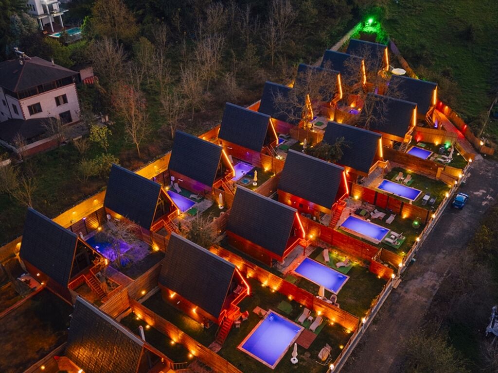 Galaksi Life Havuzlu Jakuzili Bungalov