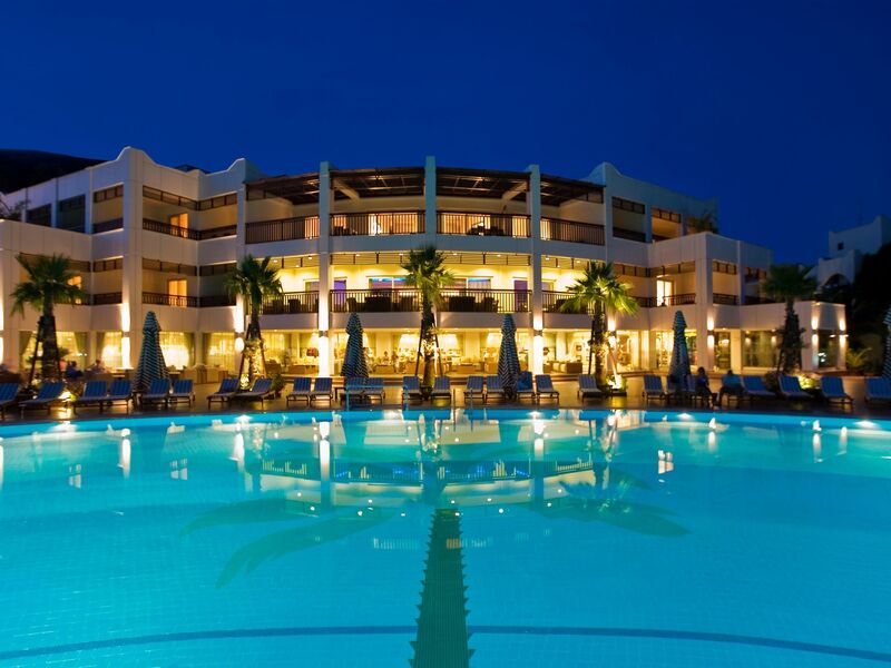 Latanya Park Resort