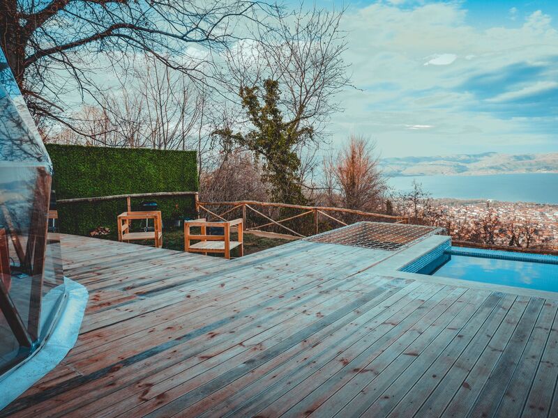 Free Dome Glamping