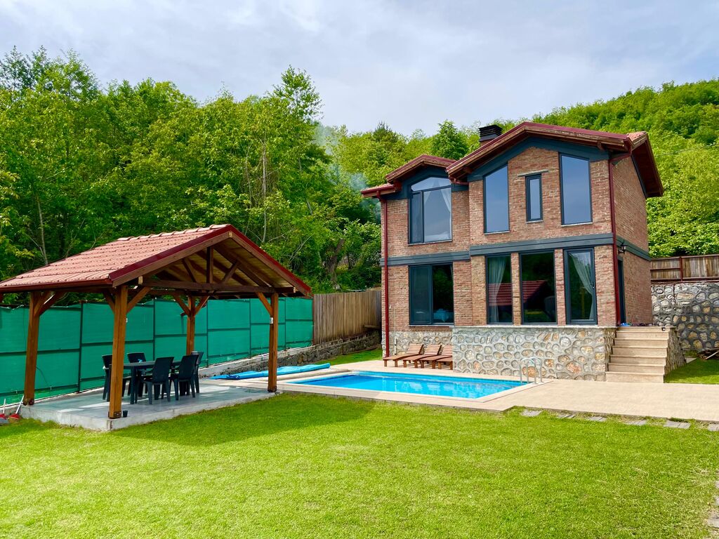 Sapanca Seda Konakları