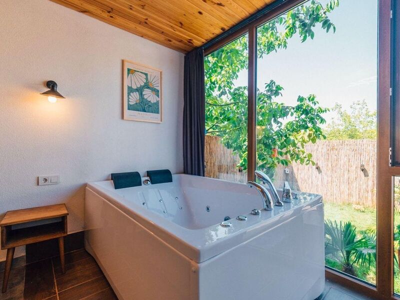 Sapanca Papatya Suit