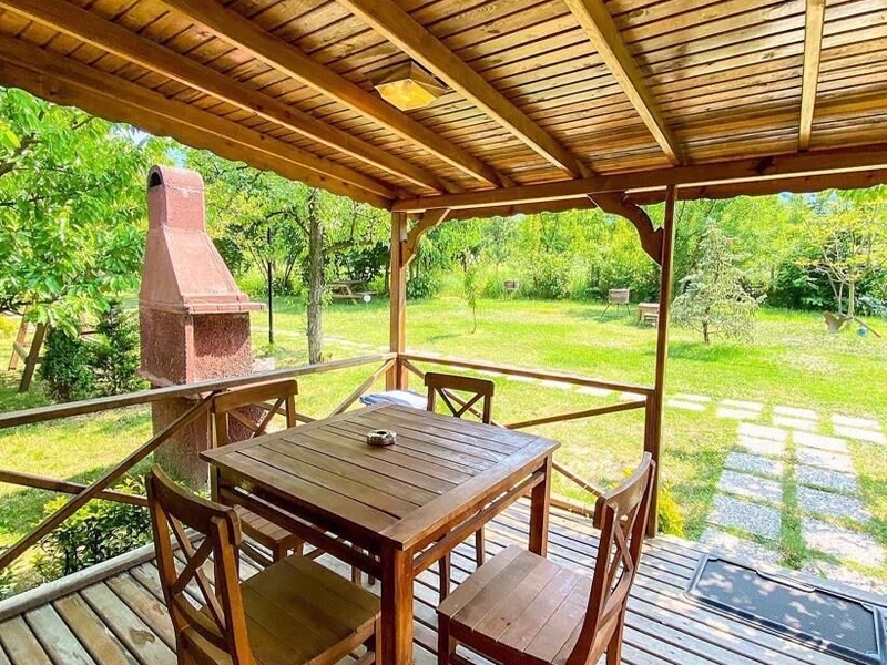 Lotus Bungalov