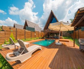 Galaksi Life Havuzlu Jakuzili Bungalov