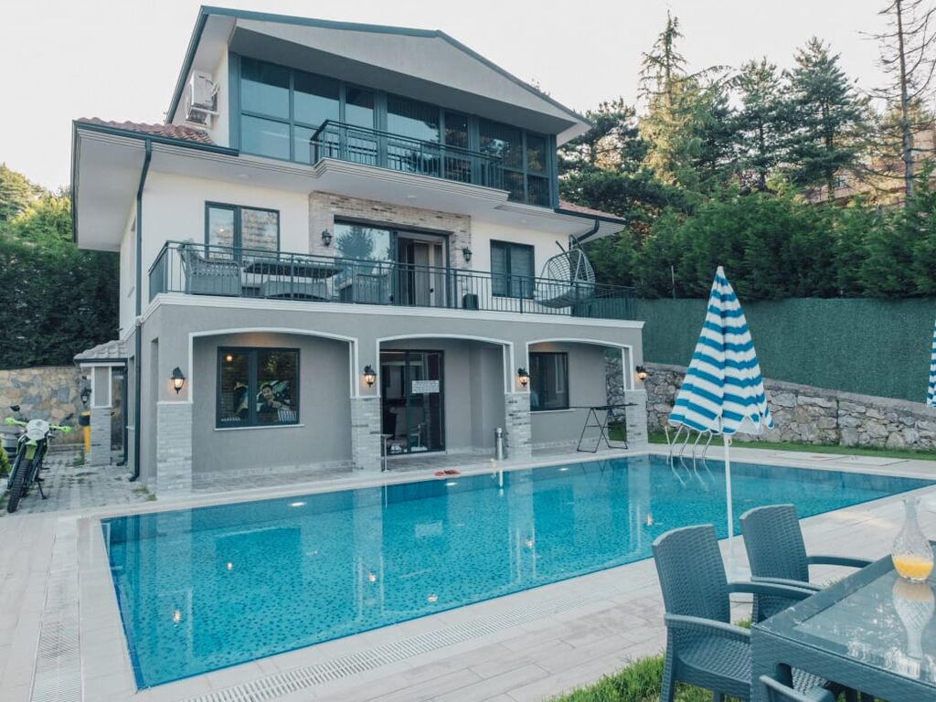 Sapanca Whiterun Villa