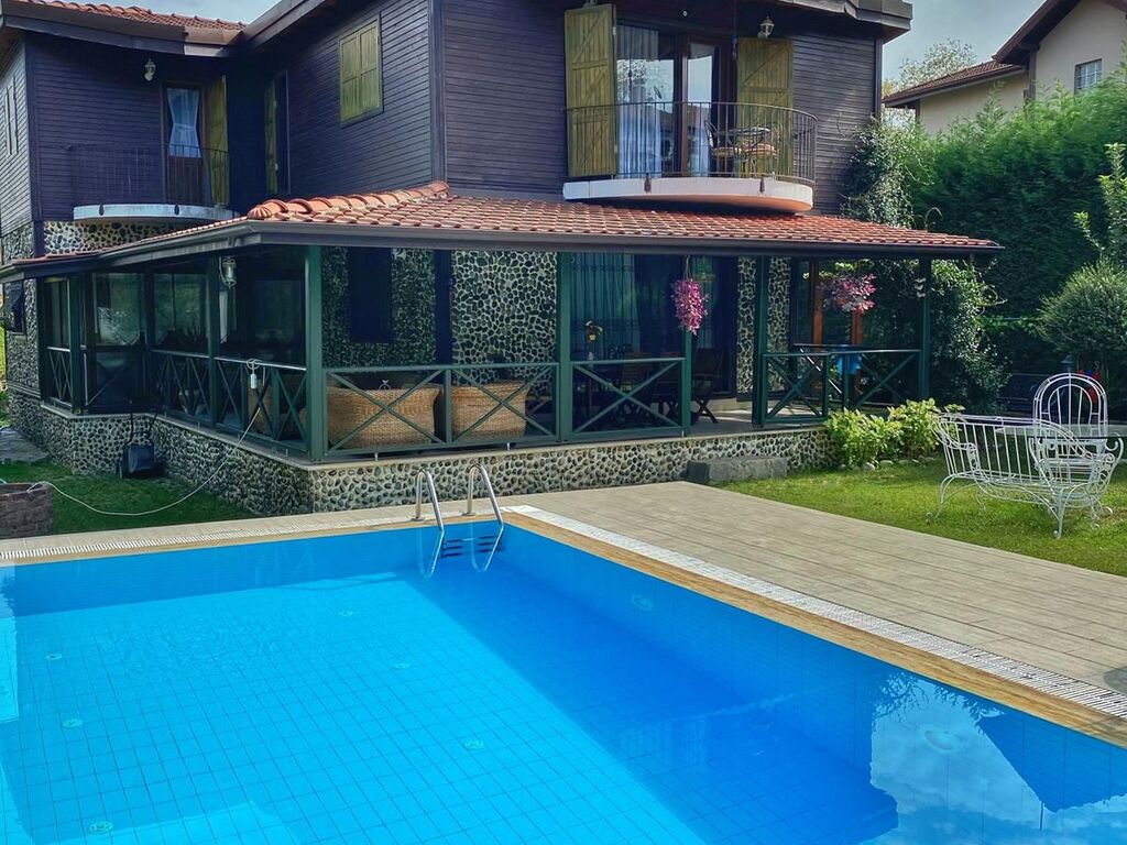 Sapanca Palace Villa